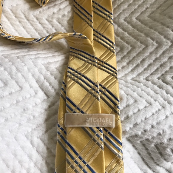 Michael Kors tie - Picture 3 of 3